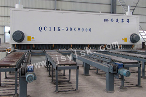 QC11K-30*9000大型數控(kòng)剪闆機