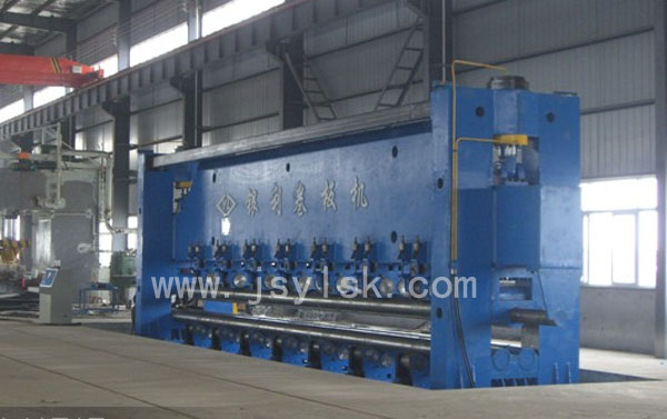 船用卷(juàn)闆機