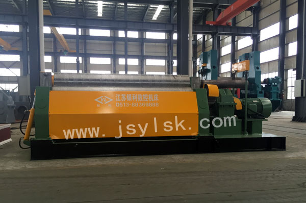 機械三輥對稱(chēng)卷闆機