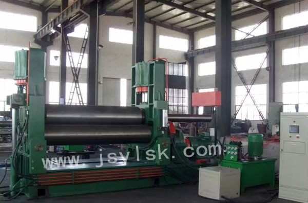 液(yè)壓三輥對(duì)稱式卷闆(pan)機