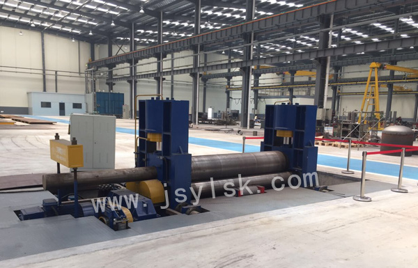 中小(xiǎo)型上輥(gǔn)萬能式(shì)卷闆機(ji)