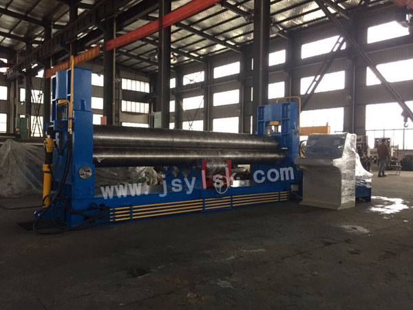 液壓三(sān)輥對稱式卷(juan)闆機