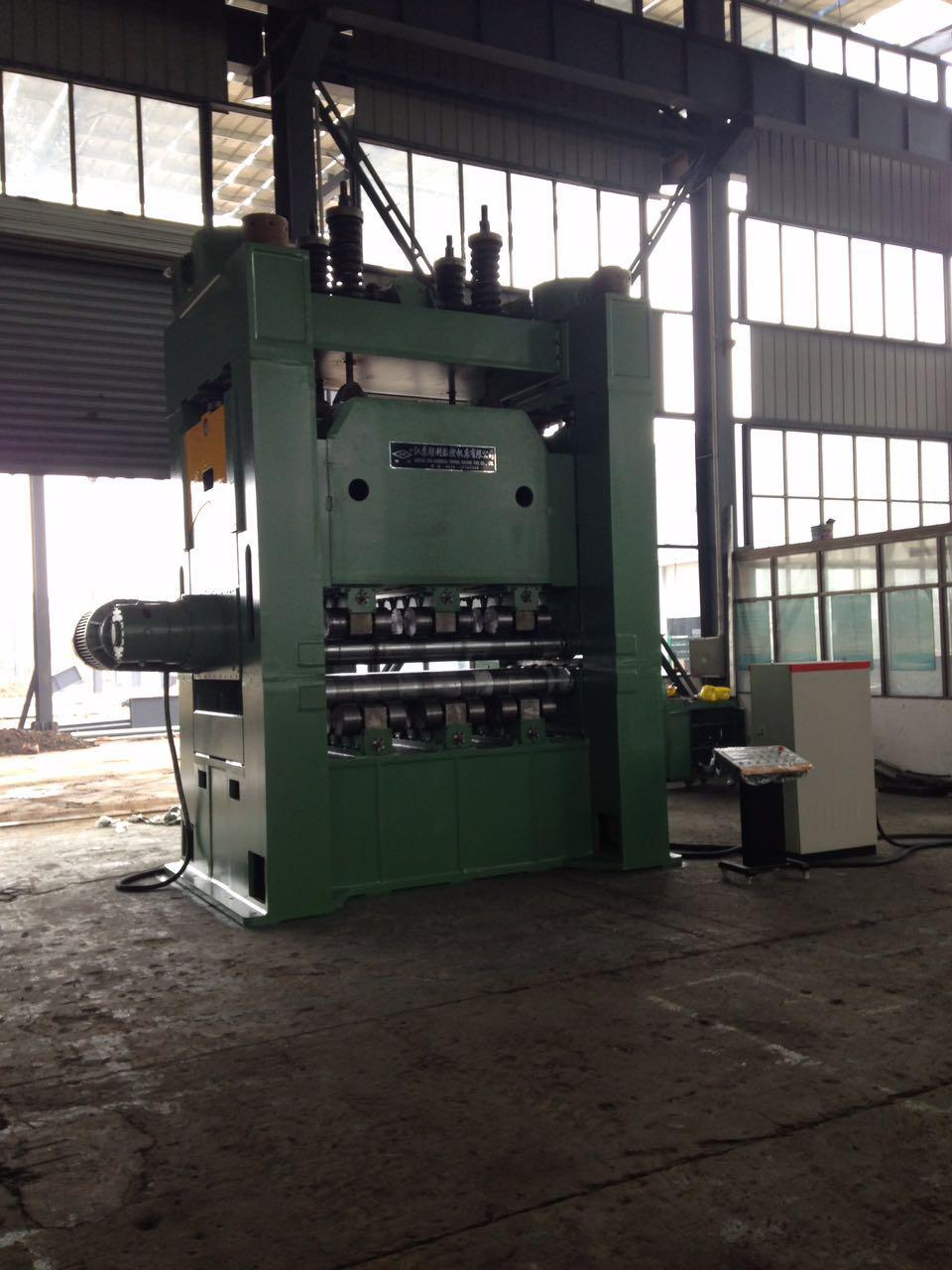 四重式中厚闆(pǎn)校平機