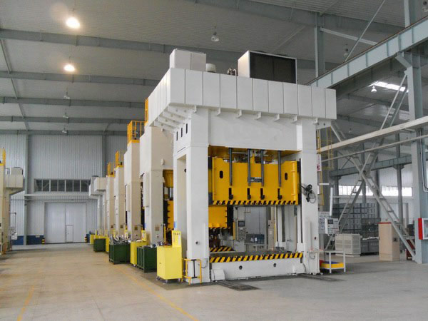 YL27系列框架液(ye)壓機