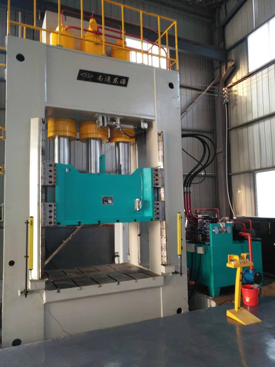 YL27系列(lie)框架液(ye)壓機