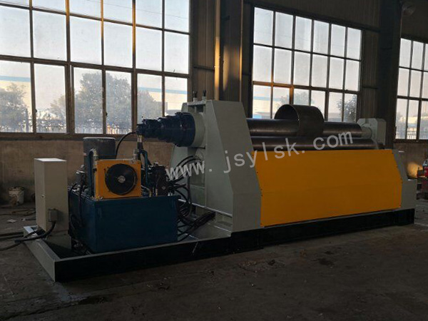 四(sì)輥卷闆機(jī)