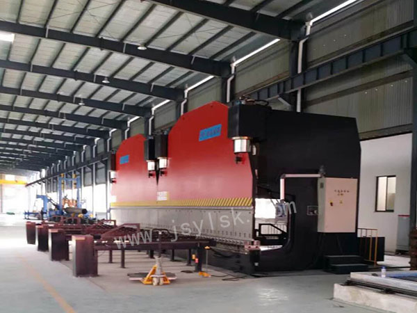 雙(shuāng)機聯動折(she)彎機