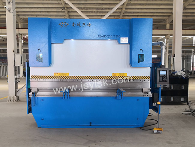 WE67K-250/3200數控折彎(wan)機